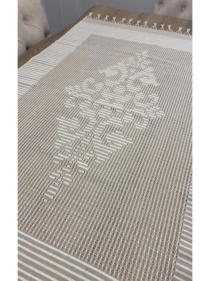 Feretiko Masa Örtüsü Feretiko Masa Örtüsü